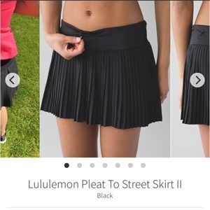 Lululemon pleat to street skirt